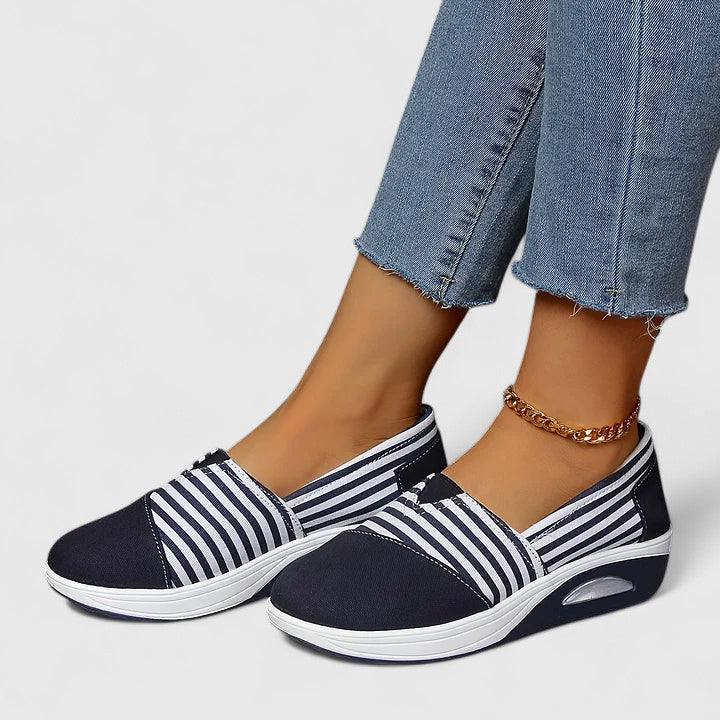 JULIA | ORTHOPEDIC SNEAKERS