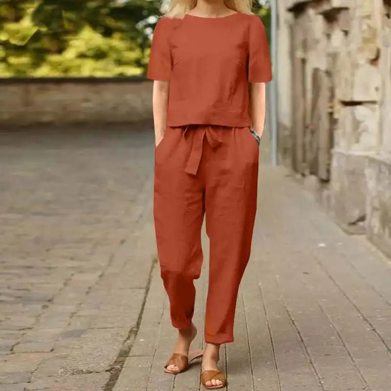 CHARM | CHIC TWO-PIECE LOUNGE SET